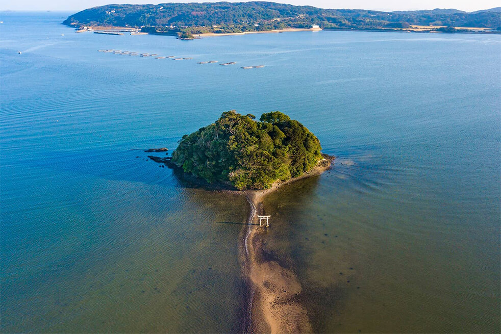 Đền Kojima nhìn từ trên cao.